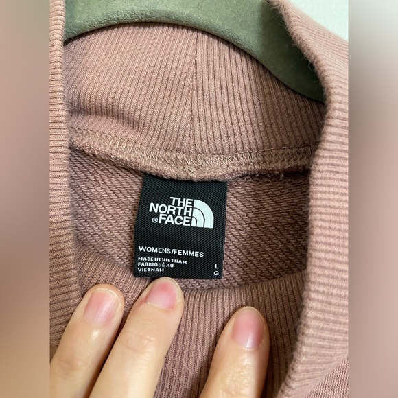 2/$20🌸 North Face Mockneck - Picture 3 of 4